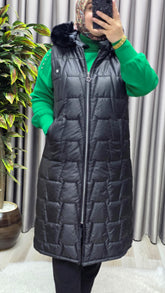 Kadın Tesettür Büyük Beden Kapüşonlu Fermuarlı Kürklü Piramit Desen Şişme Kapitone Yelek